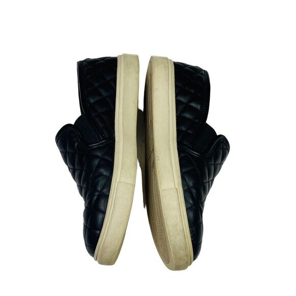 Steve Madden ECENTRCQ Black Leather Quilted Slip-On Sneakers - Size 6 - Picture 10 of 16